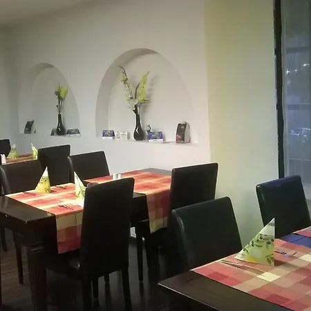 Hotel Am Rathaus 4*