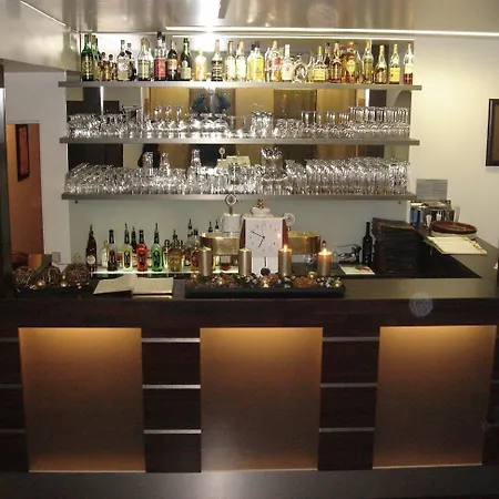 Am Rathaus 4*