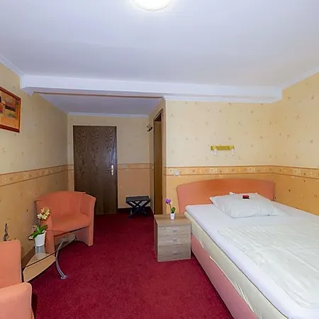 Am Rathaus 4* Menden
