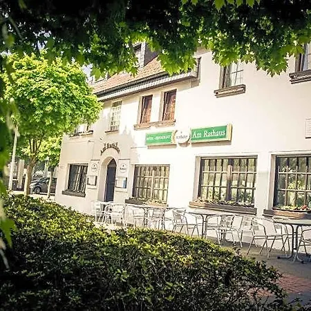 Am Rathaus 4*